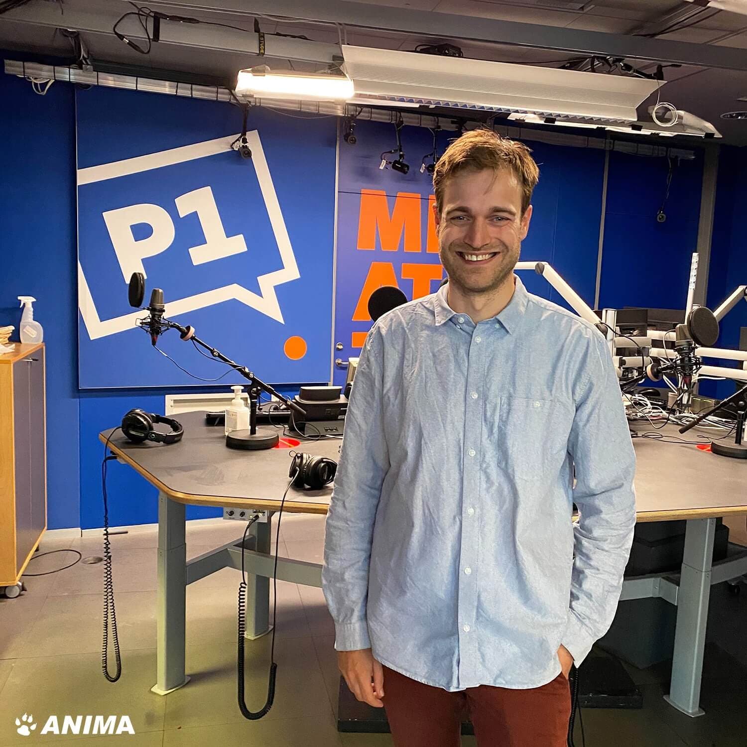 Kommunikationschef Thorbjørn Schiønning i radiointerview